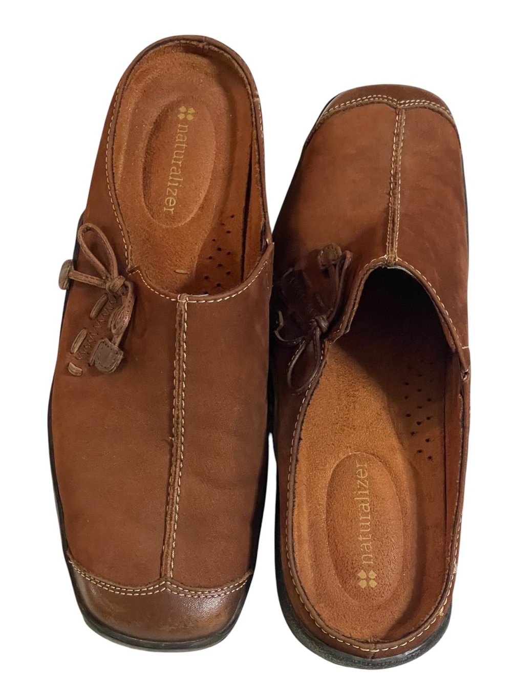 NATURALIZER SUEDE & LEATHER SLIP ON MULES SZ 7 MED